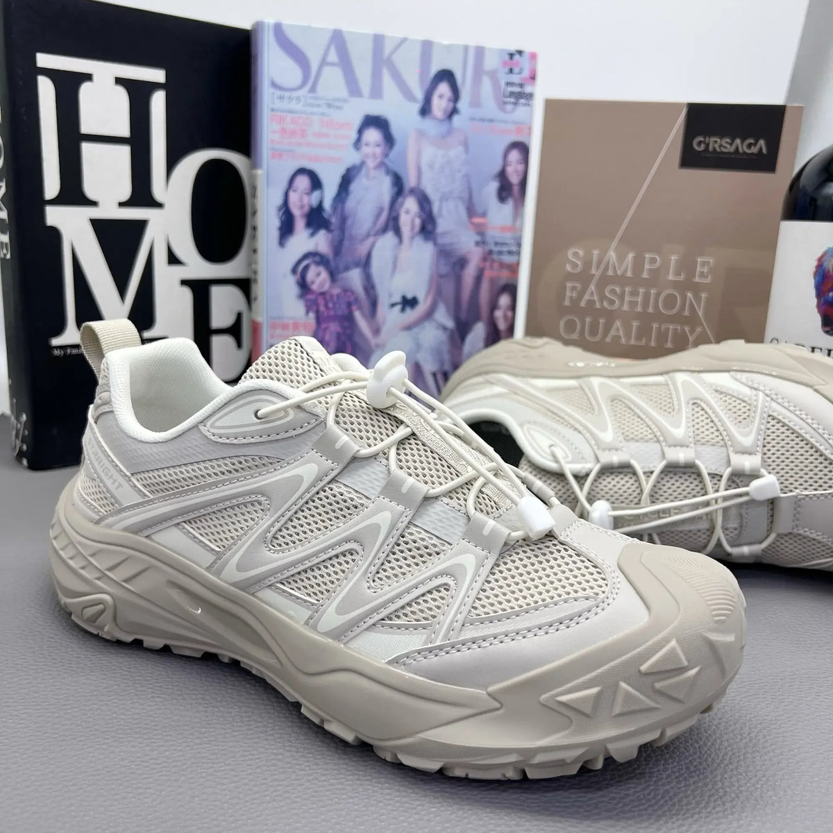 Comfortable casual sports shoes minimalist street style non slip cushioned sole breathable wear resistant footwear for daily wea