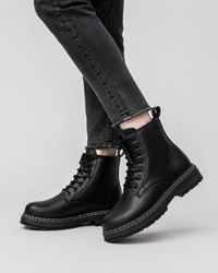 Men's High-Top Boots Fashionable All-Match Casual Shoes Classic Black British Style Motorcycle Boots Four-Season Trendy Footwear